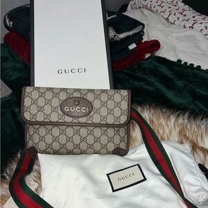 Gucci Beige GG Supreme Crossbody with Green-Red Web Strap